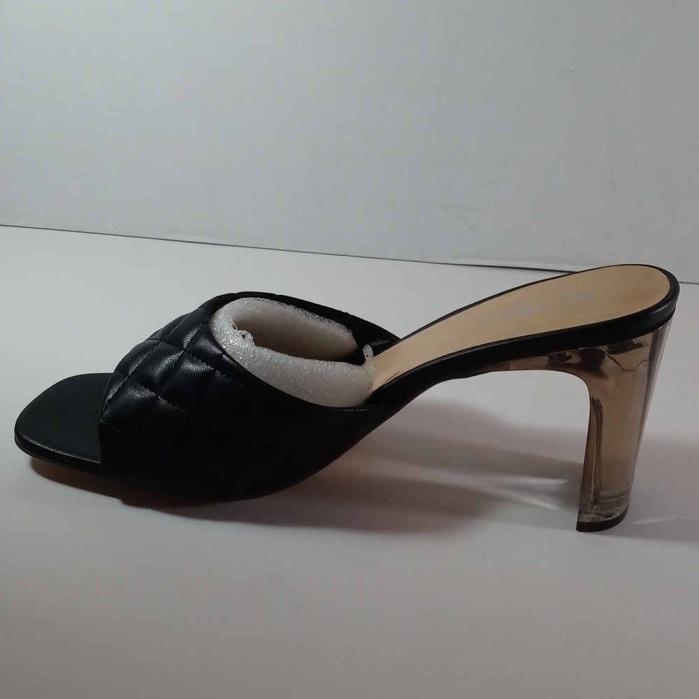 Shoes - Picture 3 of 6